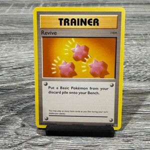 Pokémon | Evolutions (Trainer Card) #85/108: Revive (2016) - Trading Card